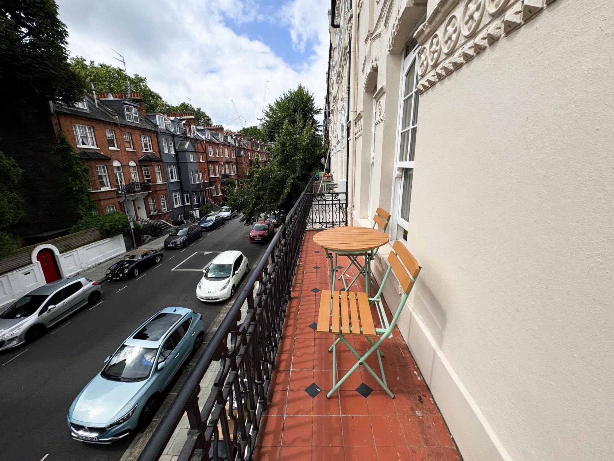 Avonmore West Kensington Private Rooms Londra Esterno foto