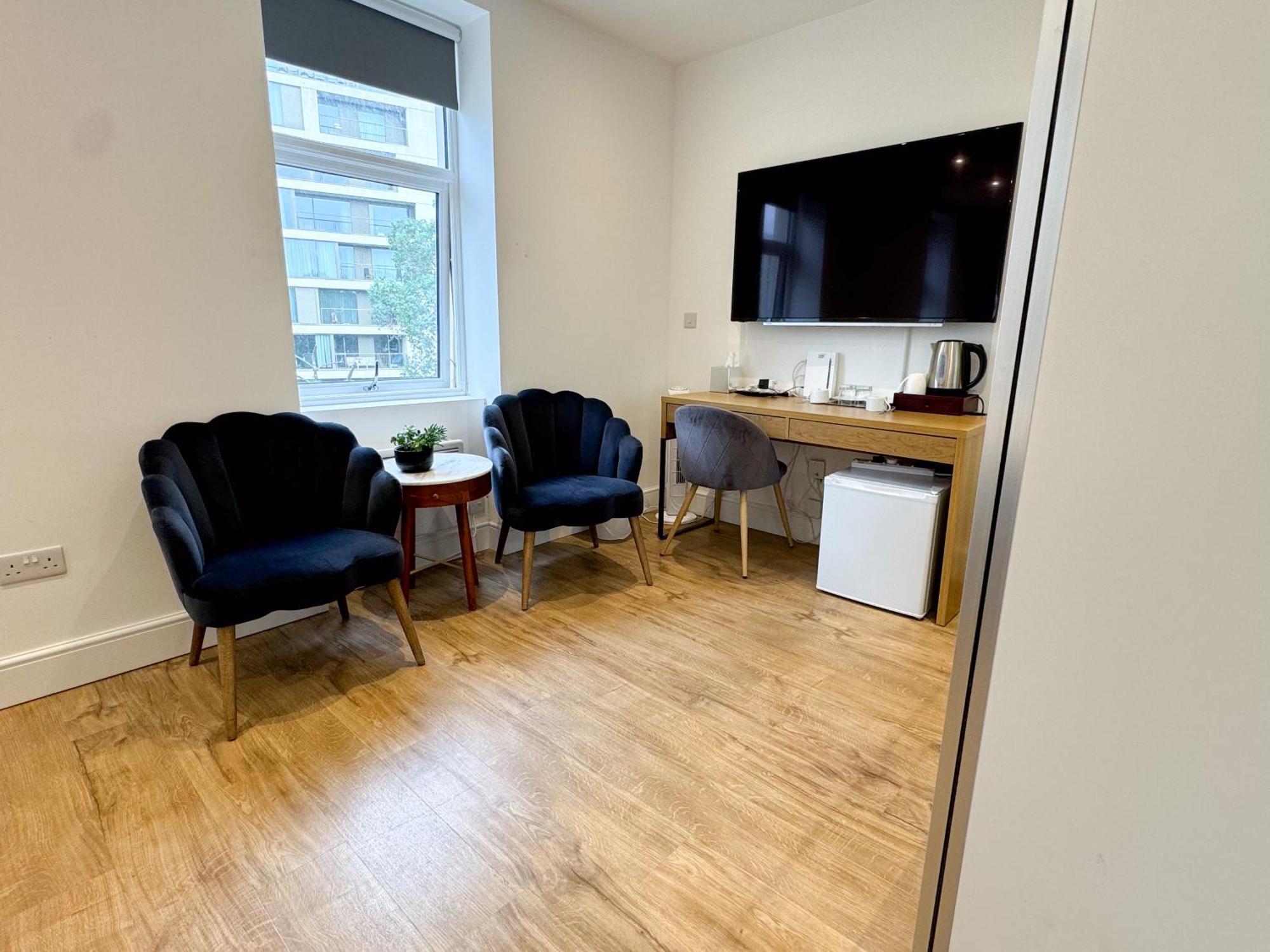 Avonmore West Kensington Private Rooms Londra Esterno foto