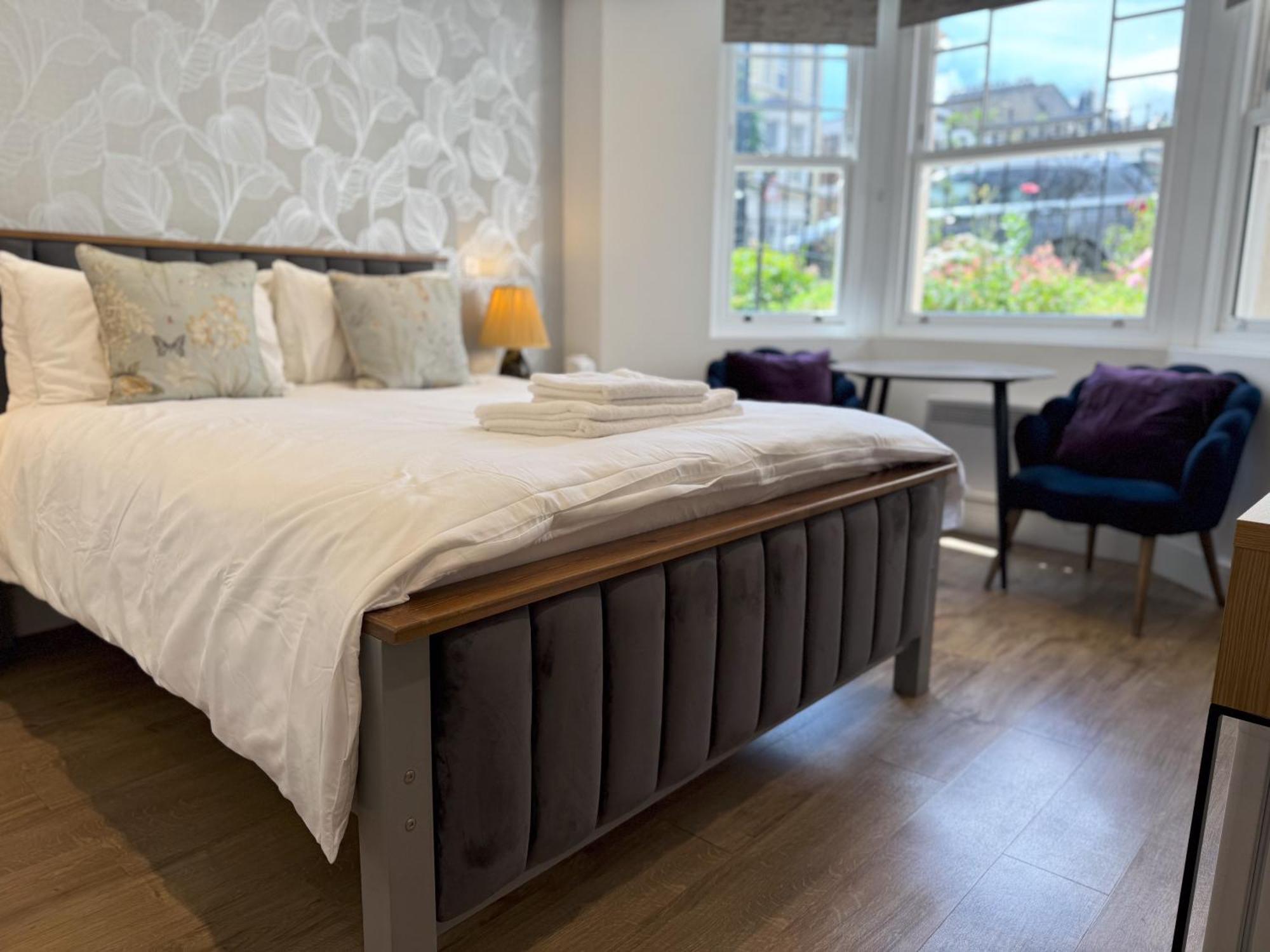 Avonmore West Kensington Private Rooms Londra Esterno foto