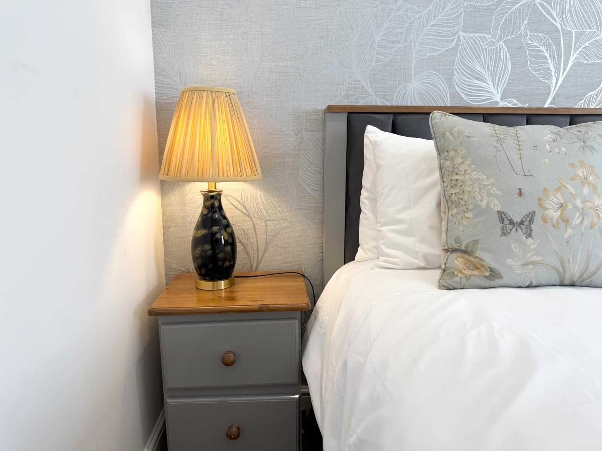 Avonmore West Kensington Private Rooms Londra Esterno foto